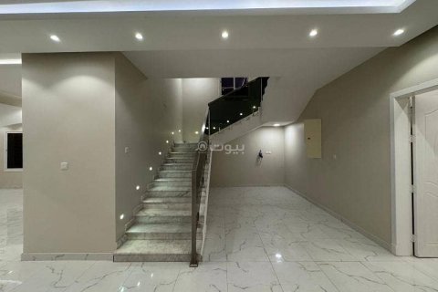 Villa de 6 dormitorios en Khobar, Saudi Arabia No. 60372 10