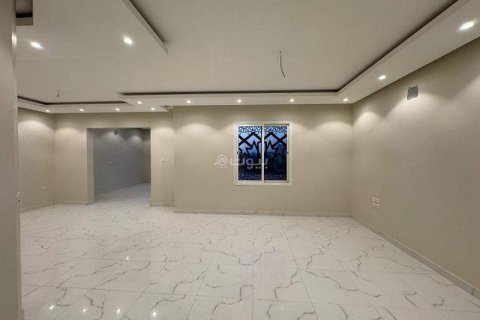 Villa de 6 dormitorios en Khobar, Saudi Arabia No. 60372 17