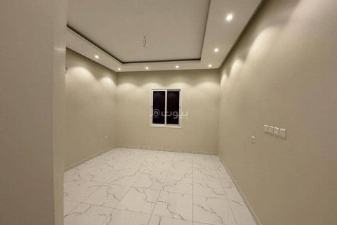 Villa de 6 dormitorios en Khobar, Saudi Arabia No. 60372 25
