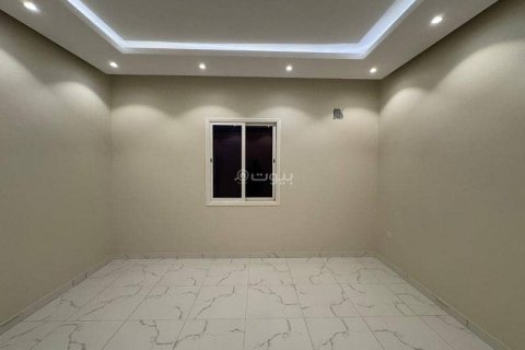 Villa de 6 dormitorios en Khobar, Saudi Arabia No. 60372 7