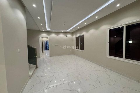 Villa de 6 dormitorios en Khobar, Saudi Arabia No. 60372 8