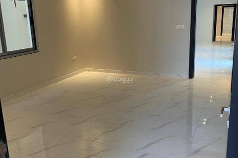 Villa de 6 dormitorios en Khobar, Saudi Arabia No. 60371 8
