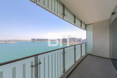 Apartment de 3 dormitorios  No. 112977 2