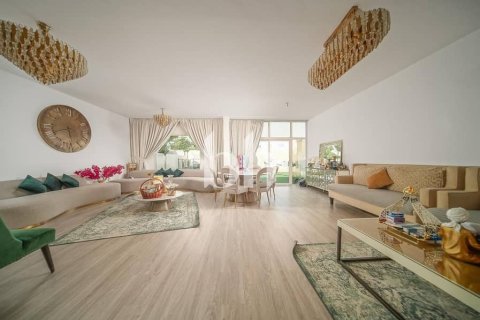 Townhouse de 5 chambres  No. 112972 2