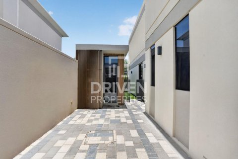 4 bedrooms Villa in Harmony, UAE No. 191963 23