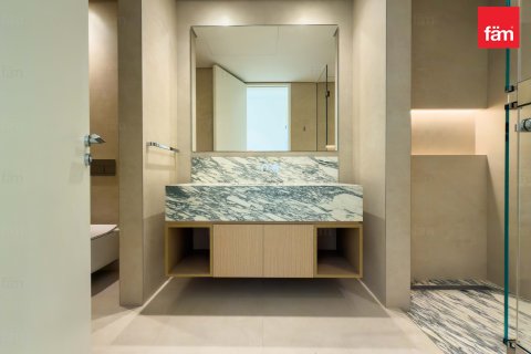 2 bedrooms Apartment in Dubai, UAE No. 161014 26