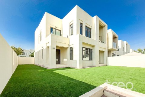 Townhouse de 3 dormitorios en Mira Oasis, UAE No. 206121