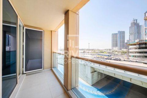Квартира с 1 спальней в Churchill Towers, ОАЭ №209476 13
