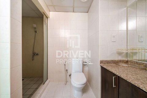 Квартира с 1 спальней в Churchill Towers, ОАЭ №209476 11