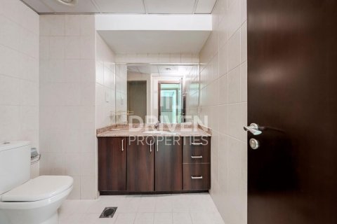Квартира с 1 спальней в Churchill Towers, ОАЭ №209476 10