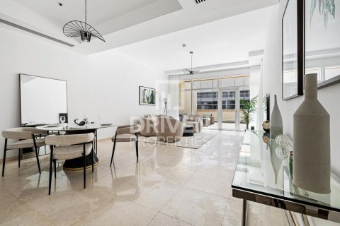 Квартира с 1 спальней в Bay Square, ОАЭ №209478 3
