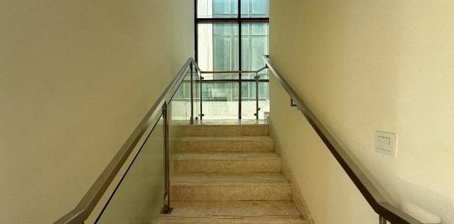 Вилла с 6 спальнями в Meydan, ОАЭ №144147