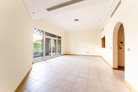 Apartment de 2 dormitorios en Palm Jumeirah, UAE No. 203556 4