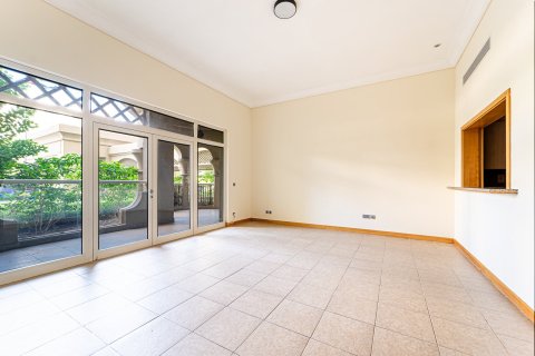 Apartment de 2 dormitorios en Palm Jumeirah, UAE No. 203556 5