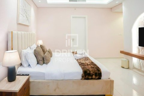 2 bedrooms Apartment in Paramount Tower Hotel & Residences, UAE No. 192816 5