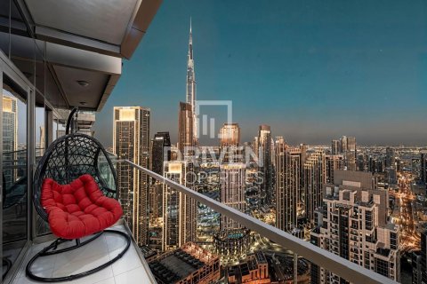 2 bedrooms Apartment in Paramount Tower Hotel & Residences, UAE No. 192814 14