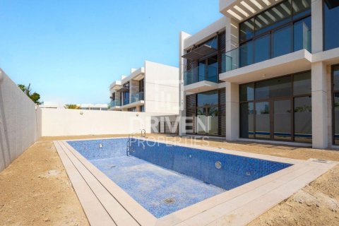 6 bedrooms Villa in District One, UAE No. 192817 3