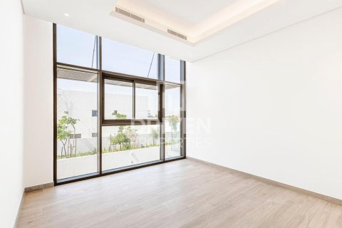 6 bedrooms Villa in District One, UAE No. 192817 27