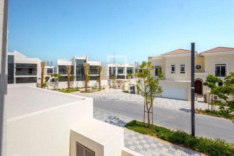 6 bedrooms Villa in District One, UAE No. 192817 20