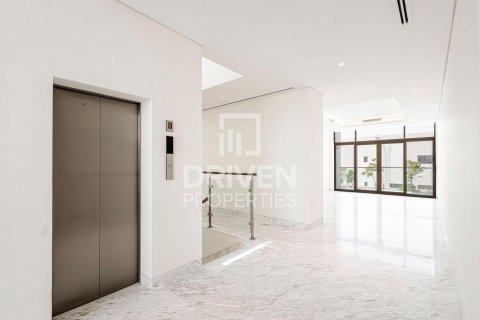 6 bedrooms Villa in District One, UAE No. 192817 8