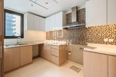 3 bedrooms Apartment in Deira, UAE No. 192819 14