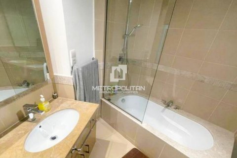 Apartment de 2 dormitorios en Burj Vista, UAE No. 78425 15
