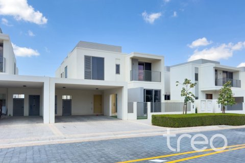 Villa de 4 dormitorios en Dubai Hills Estate, UAE No. 173848