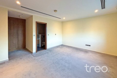 4 bedrooms Villa in Regional, UAE No. 173847 19