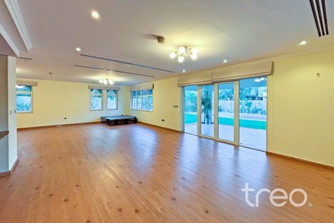 4 bedrooms Villa in Regional, UAE No. 173847 5