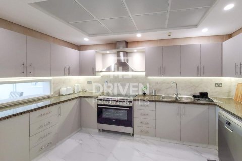 2 bedrooms Apartment in Jumeirah Beach Residence, UAE No. 191557 14