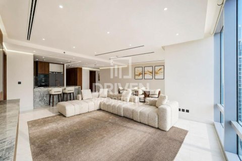Квартира с 3 спальнями в The Address Residence Fountain Views, ОАЭ №191555 6