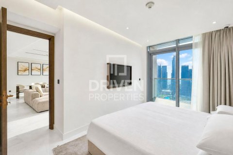 Квартира с 3 спальнями в The Address Residence Fountain Views, ОАЭ №191555 17