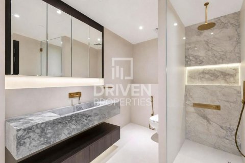 Квартира с 3 спальнями в The Address Residence Fountain Views, ОАЭ №191555 24