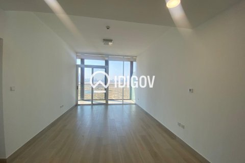 Apartment de 3 dormitorios en District 10, UAE No. 184892 4