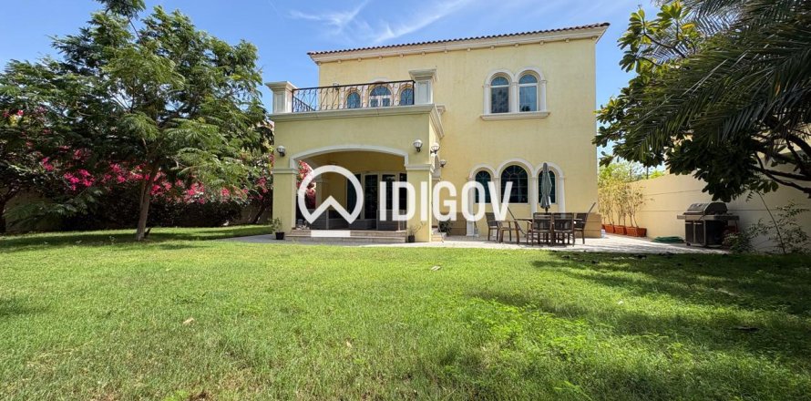 3 bedrooms Villa in Jumeirah Park, UAE No. 184895