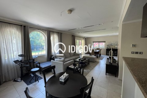 3 bedrooms Villa in Jumeirah Park, UAE No. 184895 5