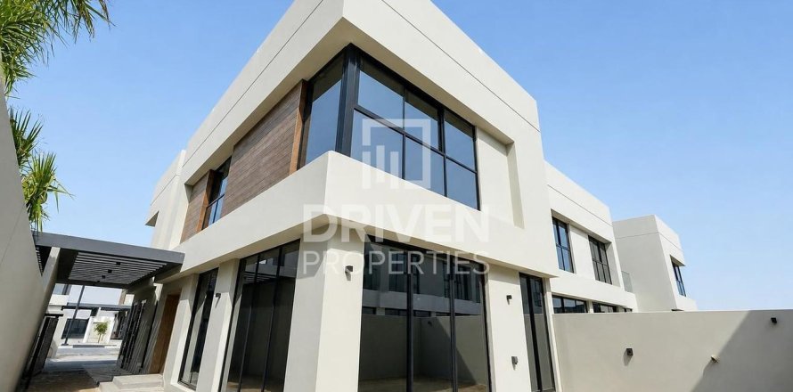 3 غرف نوم تاون هاوس في Dubai Land, الإمارات العربية المتحدة رقم 198807