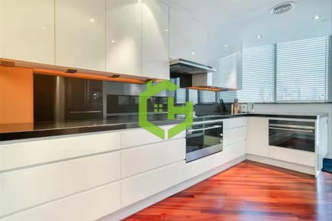 4 bedrooms Apartment No. 105207 14