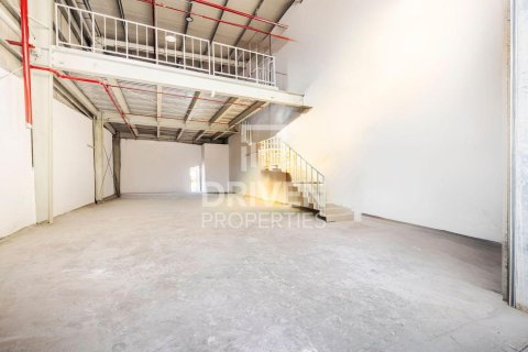 Склад 3382.41м² в Дубай, ОАЭ №193864