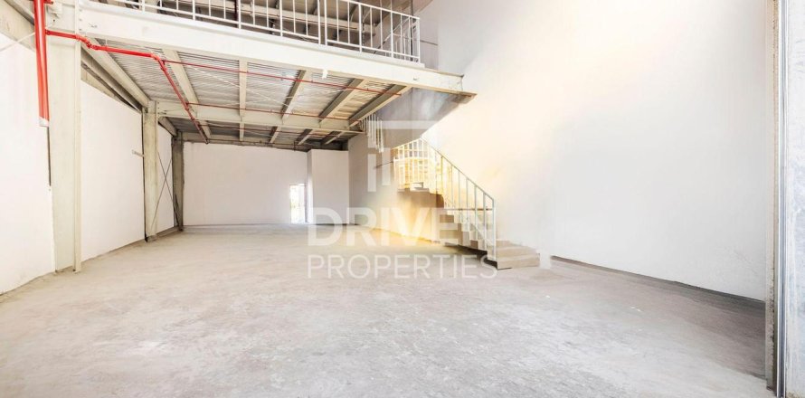Склад 3382.41м² в Дубай, ОАЭ №193864