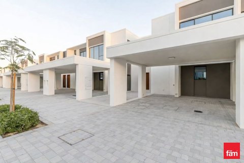 3 bedrooms Villa in Dubai, UAE No. 147679 22