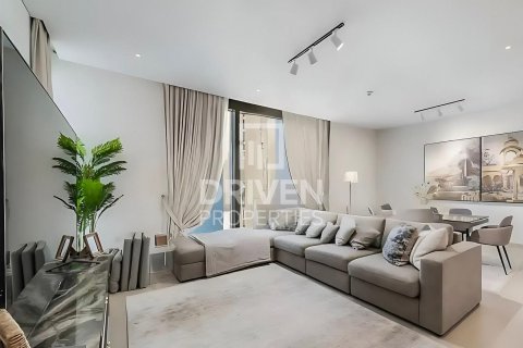 3 bedrooms Apartment in 5242, UAE No. 189884