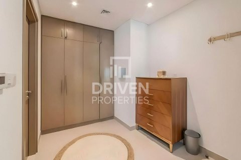 3 bedrooms Apartment in 5242, UAE No. 189884 11