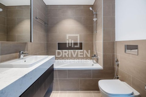 Apartment de 2 dormitorios en Creekside 18, UAE No. 189883 10