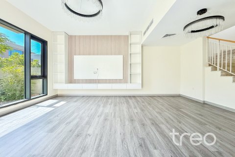 3 غرف نوم فيلا في Maple 2, الإمارات العربية المتحدة رقم 173998 10