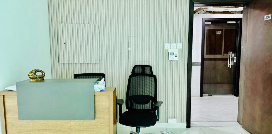 91m² Office in Al Barsha, UAE No. 169089