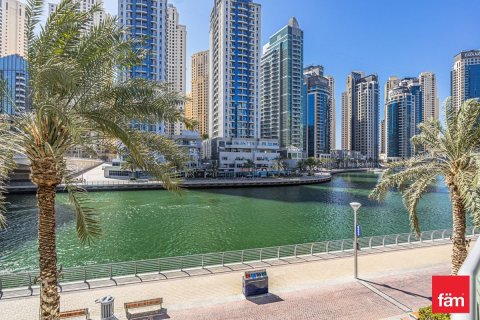 Appartement de 3 chambres à Dubai Marina, UAE No. 200358 8