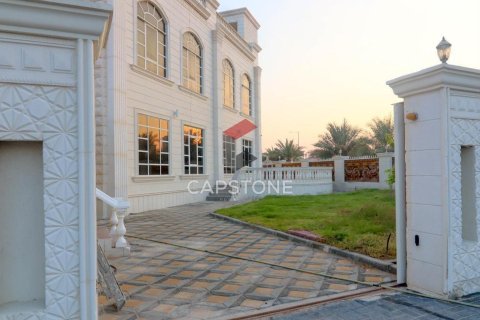 Villa de 7 chambres à Mohamed Bin Zayed City, UAE No. 18417 22