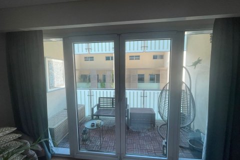 Apartment de 4 dormitorios en Al Raha Beach, UAE No. 62435 9