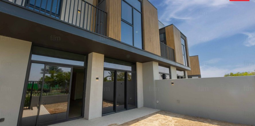 3 bedrooms Townhouse No. 107242